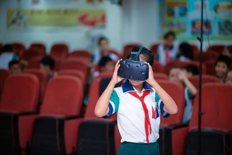VR青少年防溺水